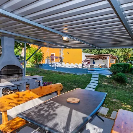 בית נופש Marija, A Charming Pet Friendly Amidst Nature
