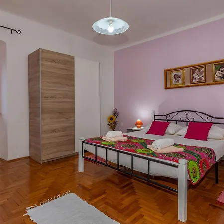 Marija, A Charming Pet Friendly Amidst Nature Susnjevica